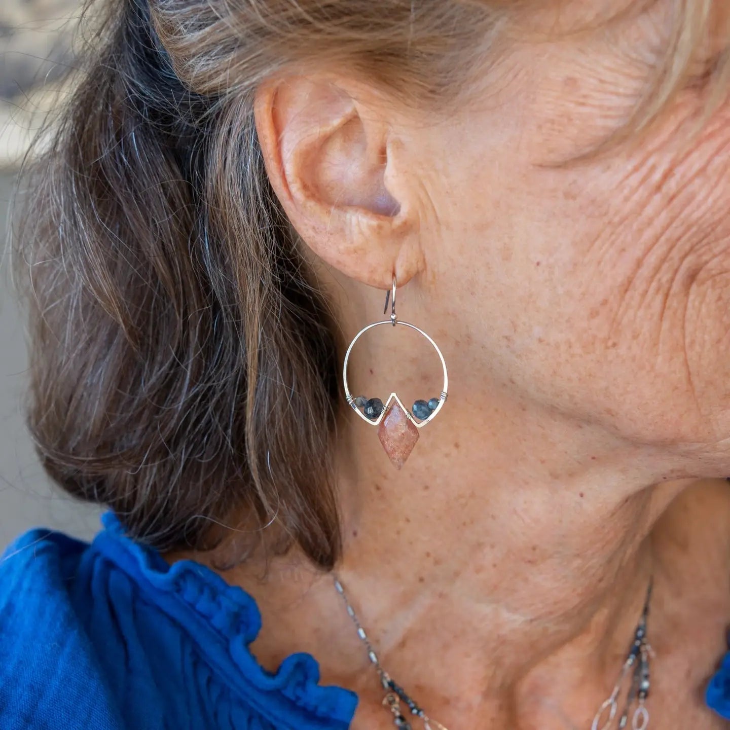 Innovative sterling silver lightweight hoops earrings with aquamarine and sunstone gemstones