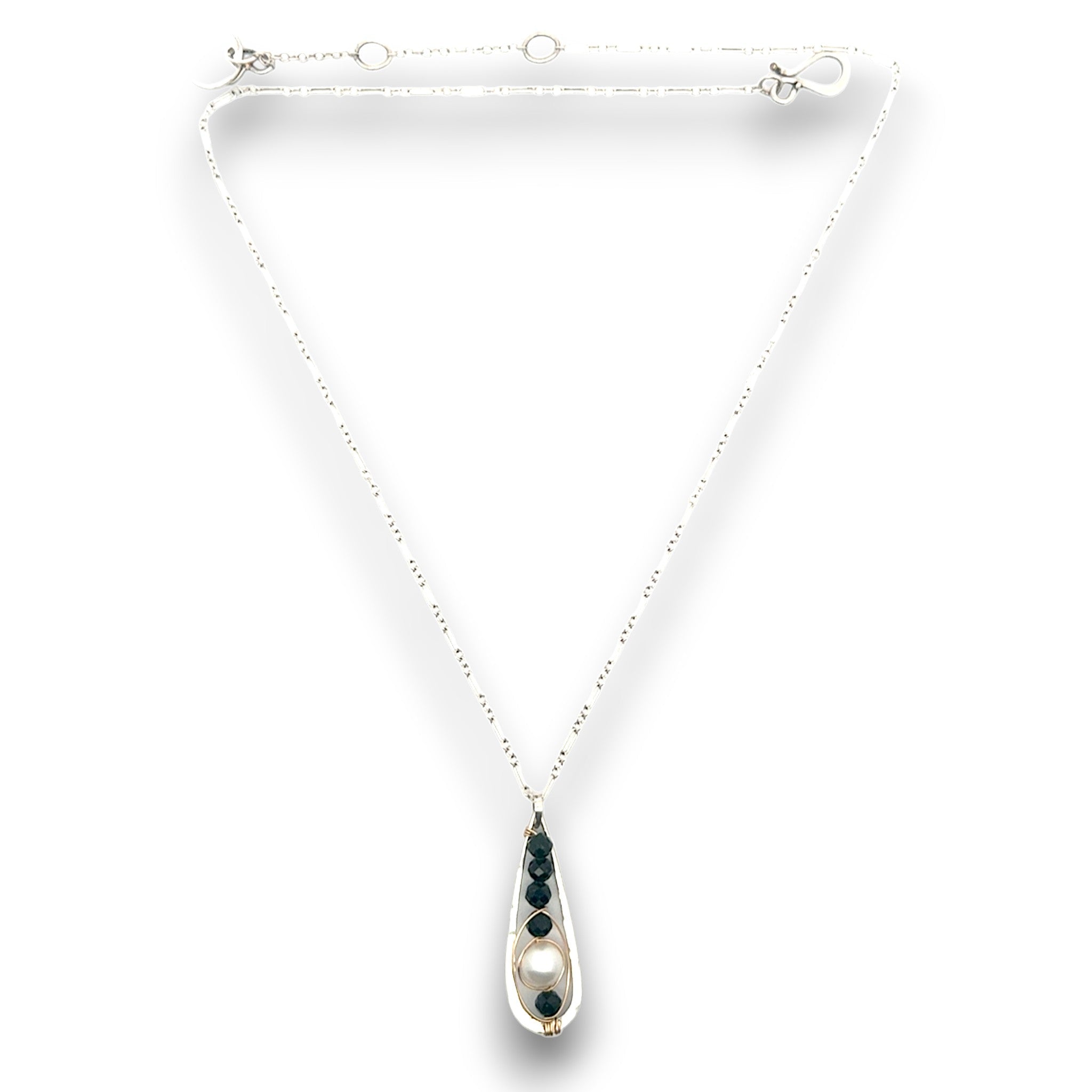 Black Velvet Pearl Necklace - Art by any Means Jewelryproduct_