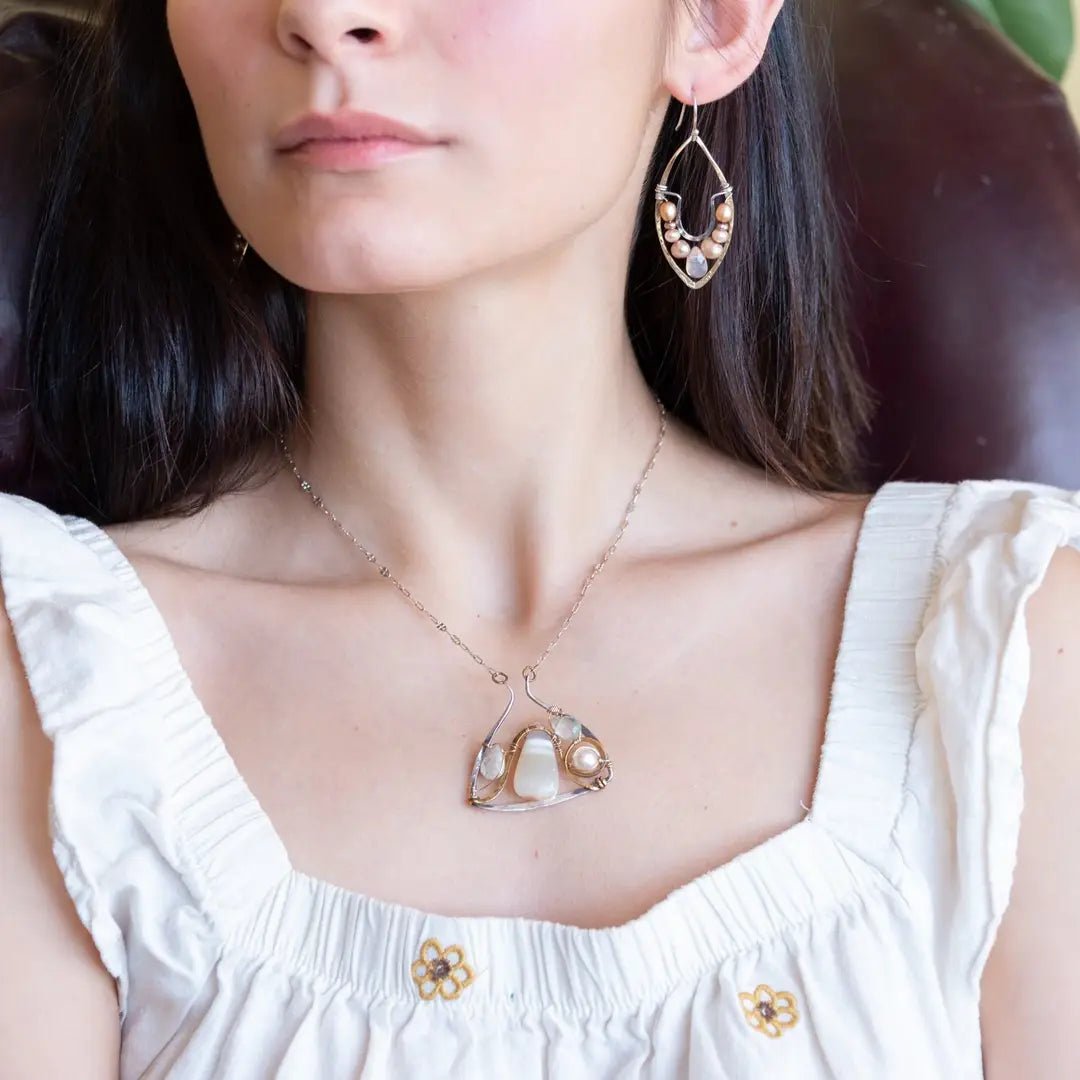 Luna Moth Agate Necklace 83045N - Art by any Means Jewelryproduct_