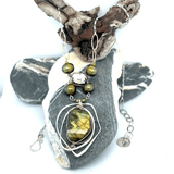 Mermaids Purse Labradorite Necklace 82078N - Art by any Means Jewelryproduct_