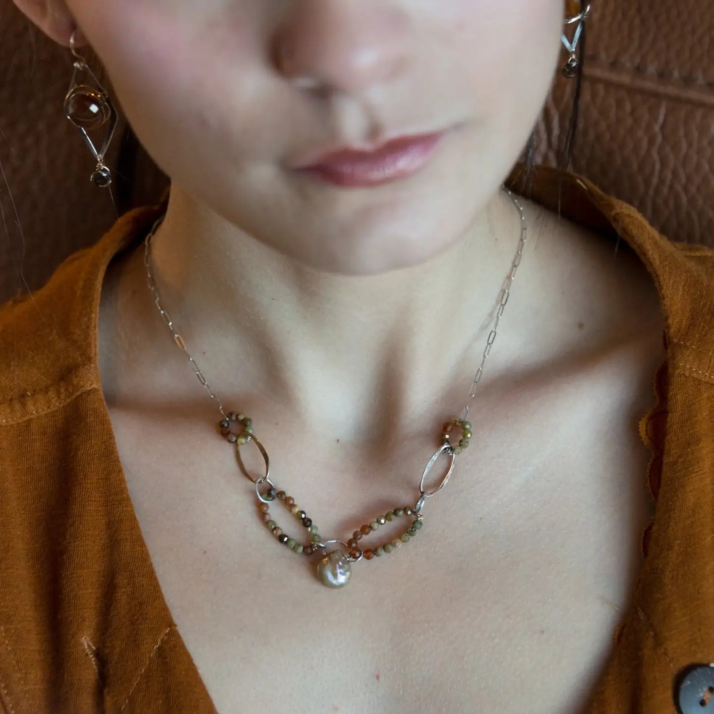 Nutmeg Pearl Necklace 82530N - Art by any Means Jewelryproduct_